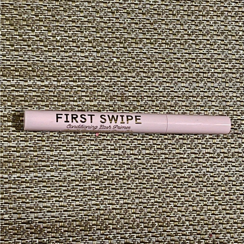 Winky Lux Lash Conditioning Primer First Swipe LIKE NEW